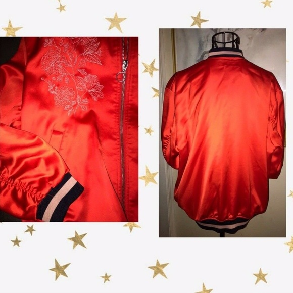 H & M BOLD RED SATIN BOMBER STYLE JACKET WITH PRETTY FLORAL EMBROIDERY~MEDIUM - Picture 7 of 8